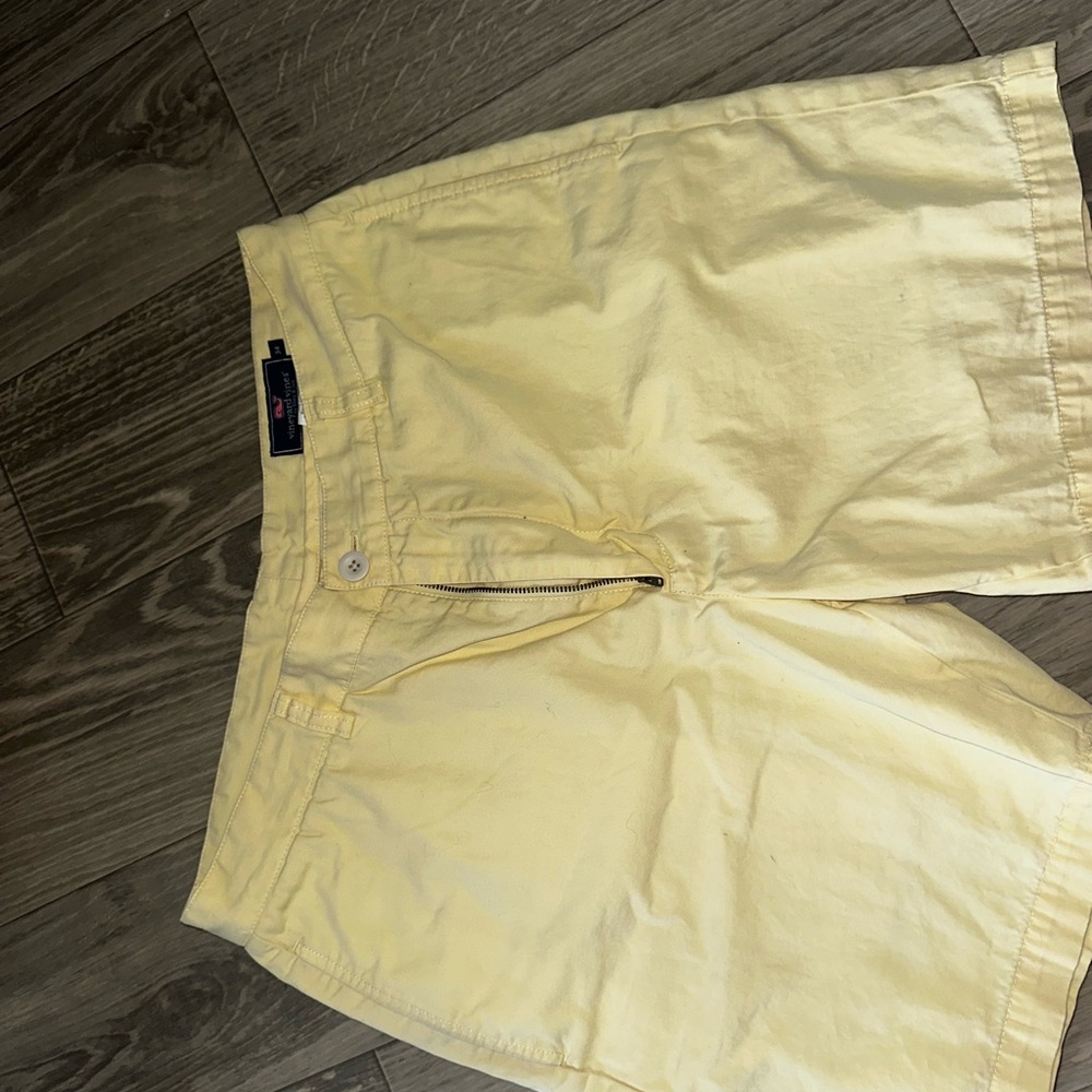 Vineyard vines shorts